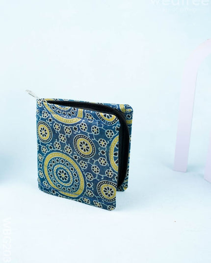 Printed Wallet - WBG2039 - Clutches & Purses
