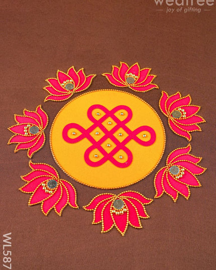 Rangoli - Kolam with Lotus - Set of 8 - WL5876 - Rangoli