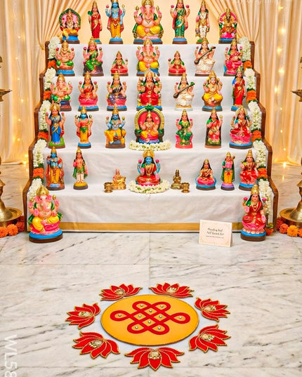 Rangoli - Kolam with Lotus - Set of 8 - WL5876 - Rangoli