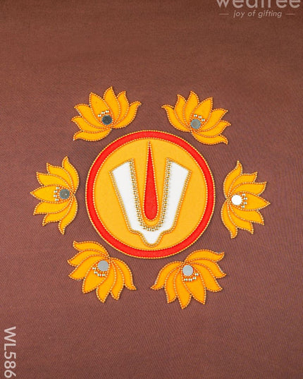 Rangoli - Namam with Set of 6 Lotus - WL5868 - Rangoli
