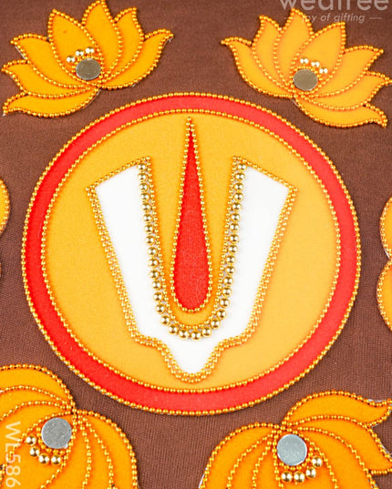 Rangoli - Namam with Set of 6 Lotus - WL5868 - Rangoli