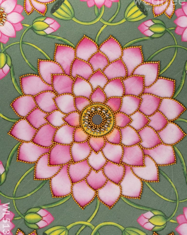 Rangoli with Set of 8 Lotus - WL5134 Divine Gifts