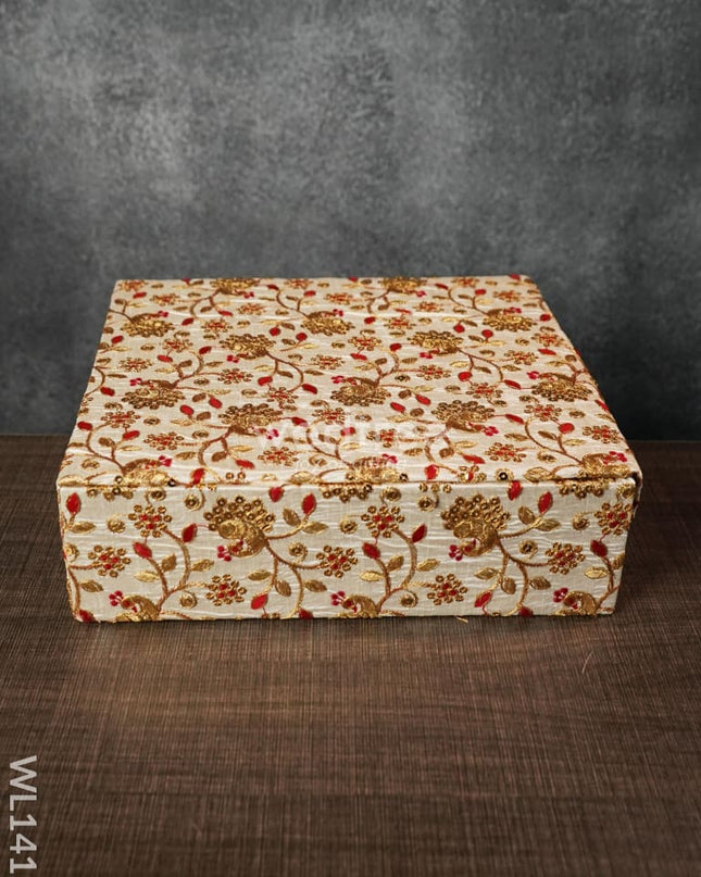 Red And Golden Embroided Floral Jewellery Holder - Squared Wl1415 Organizers