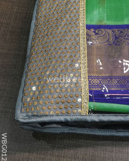 Saree Cover With Embroidered Chumki (Medium) - 3Inches Wbg0124 Bags