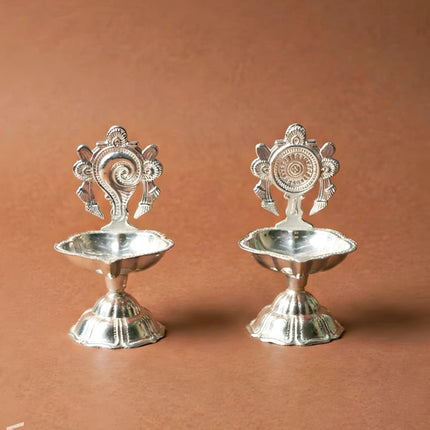 Shankh Chakra Diya - Set of 2 - WL5711 - EPNS Gifts
