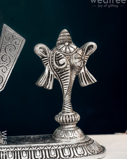 Shankh Chakra Tilak Idol - 5 inch - Silver - WL5191-2 - White Metal