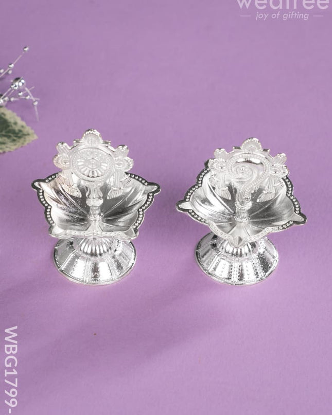Shanku Chakra Diya - Silver - 3 inch - WBG1799-2 - White Metal Diya RG