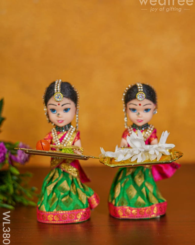 Small Welcome Dolls (Set Of 2) - 7 Inch Wl3802