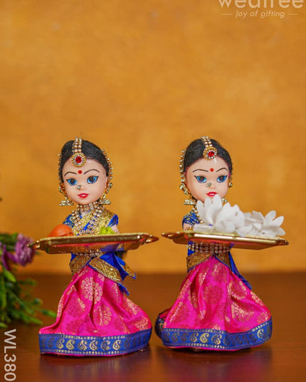 Small Welcome Dolls (Set Of 2) - 7 Inch Wl3802