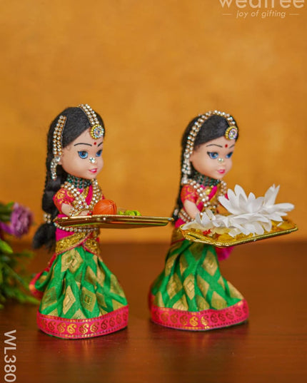 Small Welcome Dolls (Set Of 2) - 7 Inch Wl3802