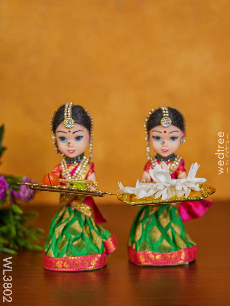 Small Welcome Dolls (Set Of 2) - 7 Inch Wl3802
