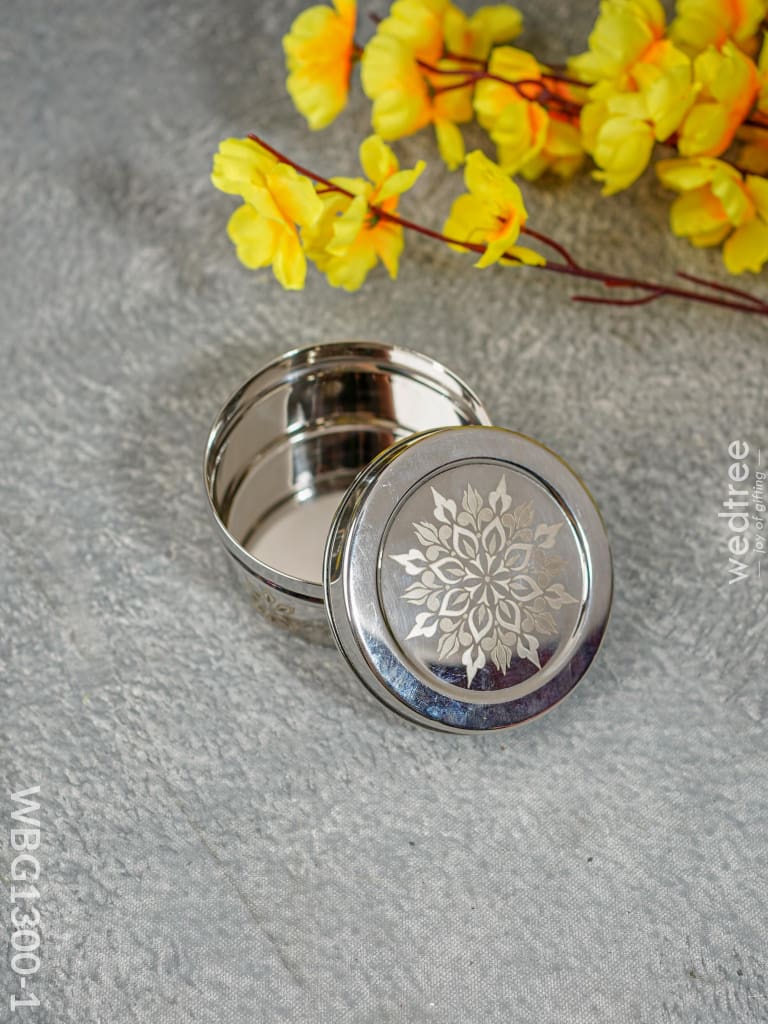 Stainless Steel Poori Box With Floral Prints - Wbg1300 Dining Essentials