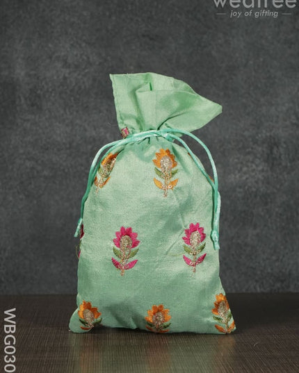 String Bag With Floral Embroidery - Wbg0307 Bags