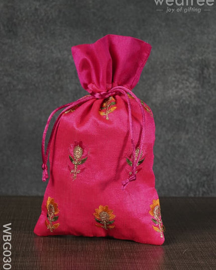 String Bag With Floral Embroidery - Wbg0307 Bags