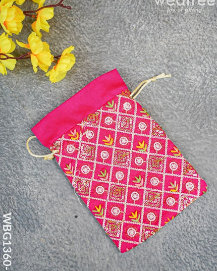 String Bag With Embroidery Work (6 X 7) - Wbg1360-2 Favor Bags