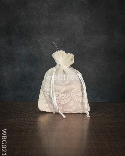 String Bag With Mango Design Embroidery - 4 X 5 Inches Wbg0213 Bags