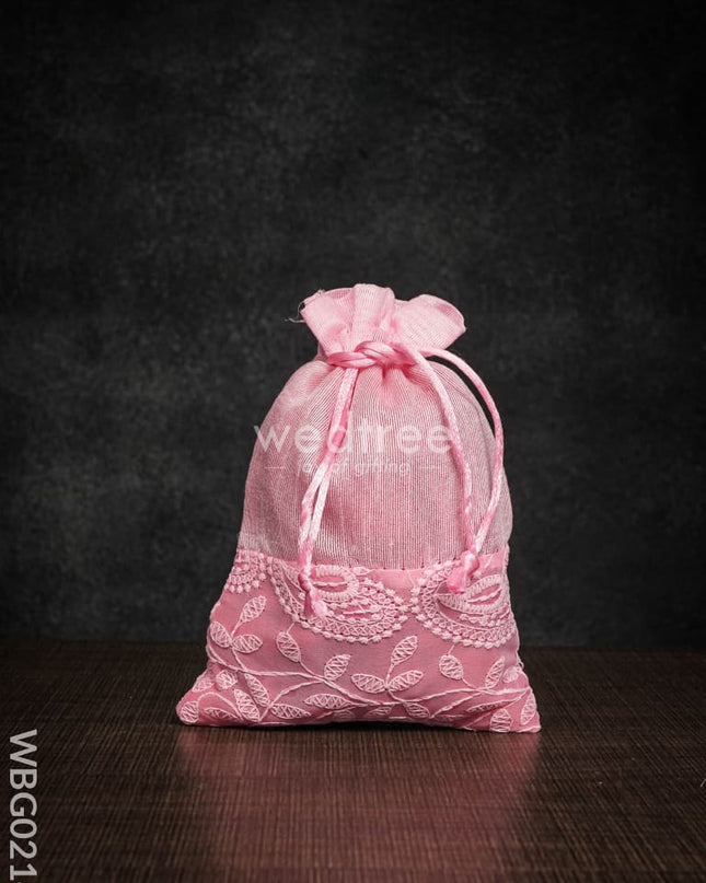 String Bag With Mango Design Embroidery - 5 X 7 Inches Wbg0214 Bags