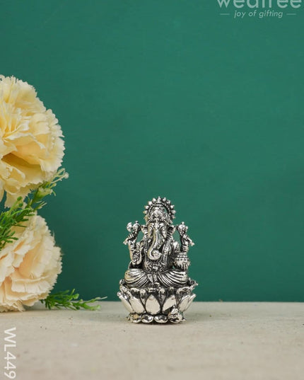Swarna Golu 6 - Silver Oxidized Padi & Antique Idols Wl4497