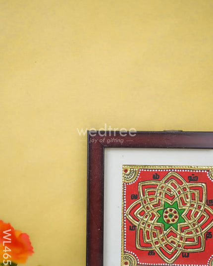 Tanjore Art Photo Frame - Kolam Design Wl4654 Painting