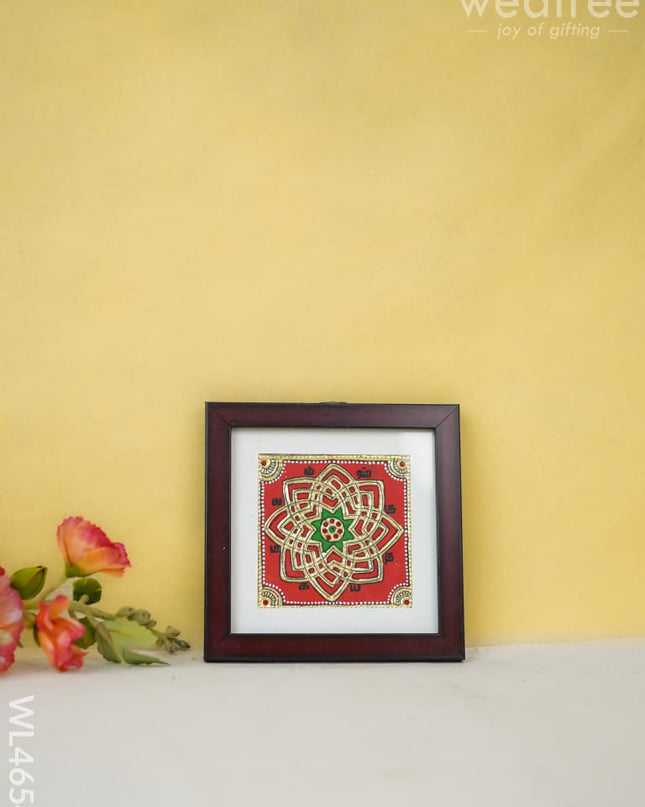 Tanjore Art Photo Frame - Kolam Design Wl4654 Painting