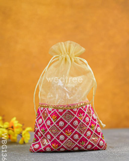 Net String Bag With Embroidery Bottom - Wbg1361 Favor Bags
