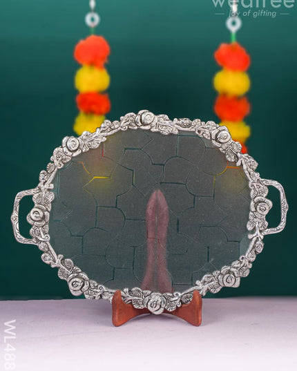 White Metal Oval Tray - WL4886 White Metal