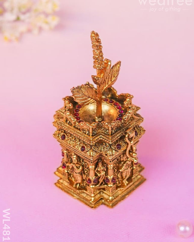 Tulasi Maadam Kumkum Holder - Wl4812 Metal Rg