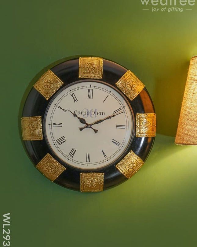 Wall Clock Polished Brass In Black Base - 18 Inch Wl2935 Clocks