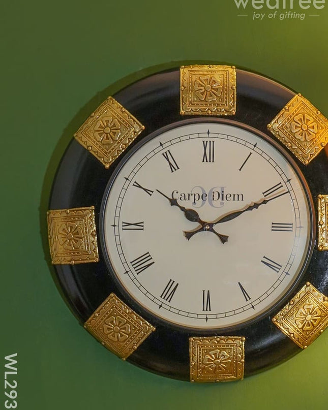Wall Clock Polished Brass In Black Base - 18 Inch Wl2935 Clocks