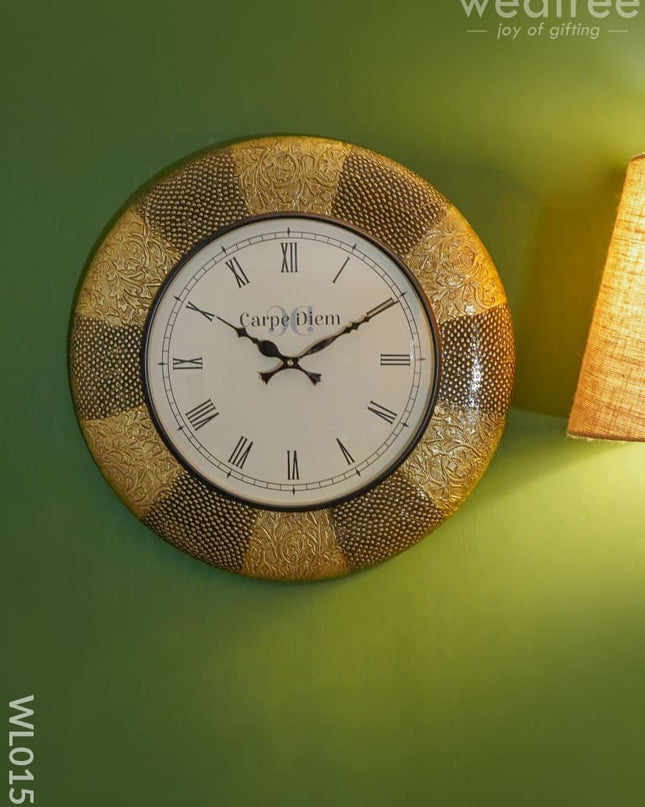 Wall Clocks - Embossed Brass With Brown And Gold Swan Design (18 Inch) Wl0153 Clocks