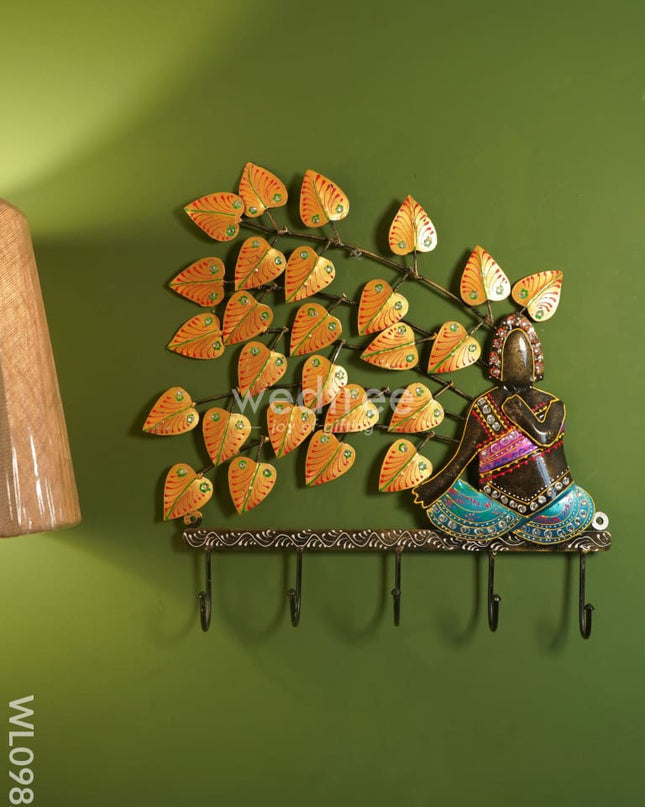 Wall Hanging With Handpainted Yellow Leaves - Wl0982 Metal Decor