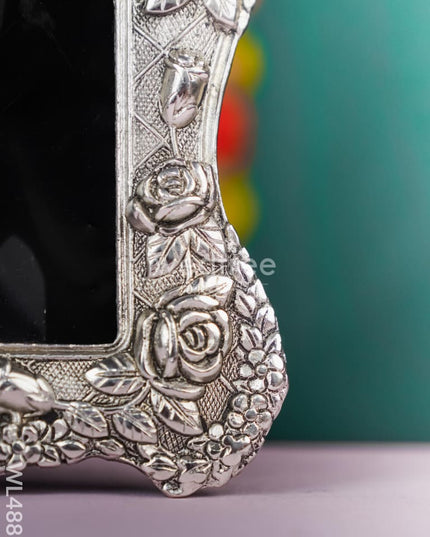 White Metal Square Photo Frame - WL4887 White Metal