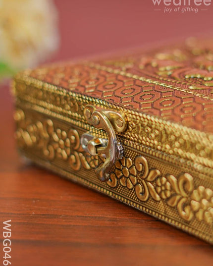 Wooden Dry Fruit Box With Oxidized Finish - Flower (6X6) Wbg0467