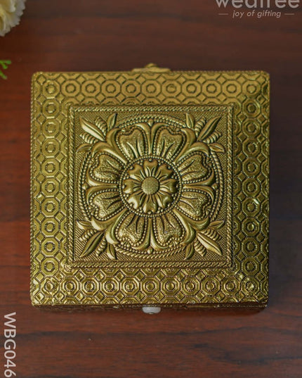 Wooden Dry Fruit Box With Oxidized Finish - Flower (6X6) Wbg0467