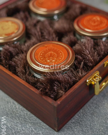 Wooden Floral Engraved Dry Fruit Box - Wl3901