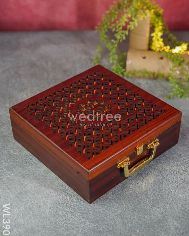Wooden Floral Engraved Dry Fruit Box - Wl3901
