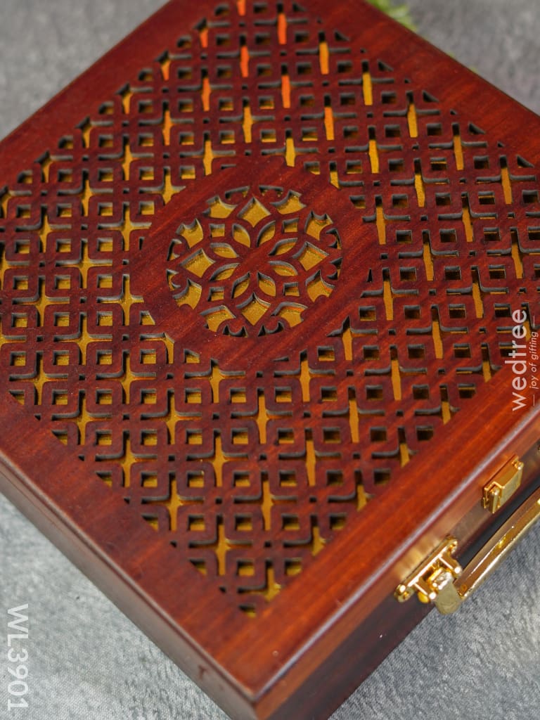 Wooden Floral Engraved Dry Fruit Box - Wl3901