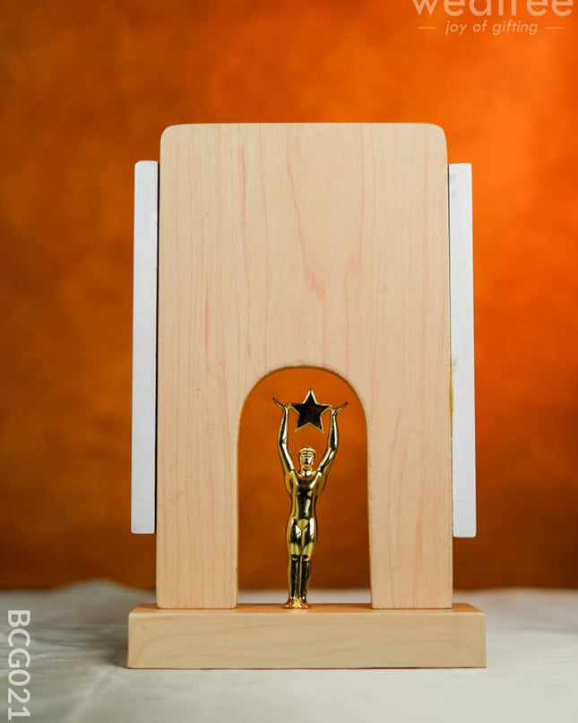 Wooden Trophy With Man Holding Star - 10 Inch Bcg0218 Branding
