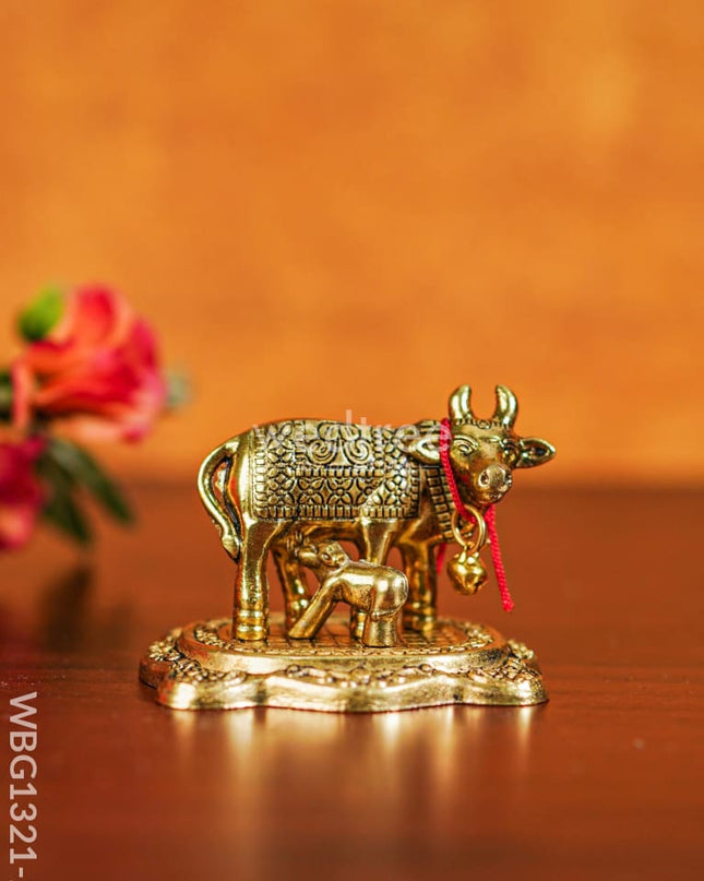 White Metal Cow - Wbg1321 Gold Finish Metal Figurine